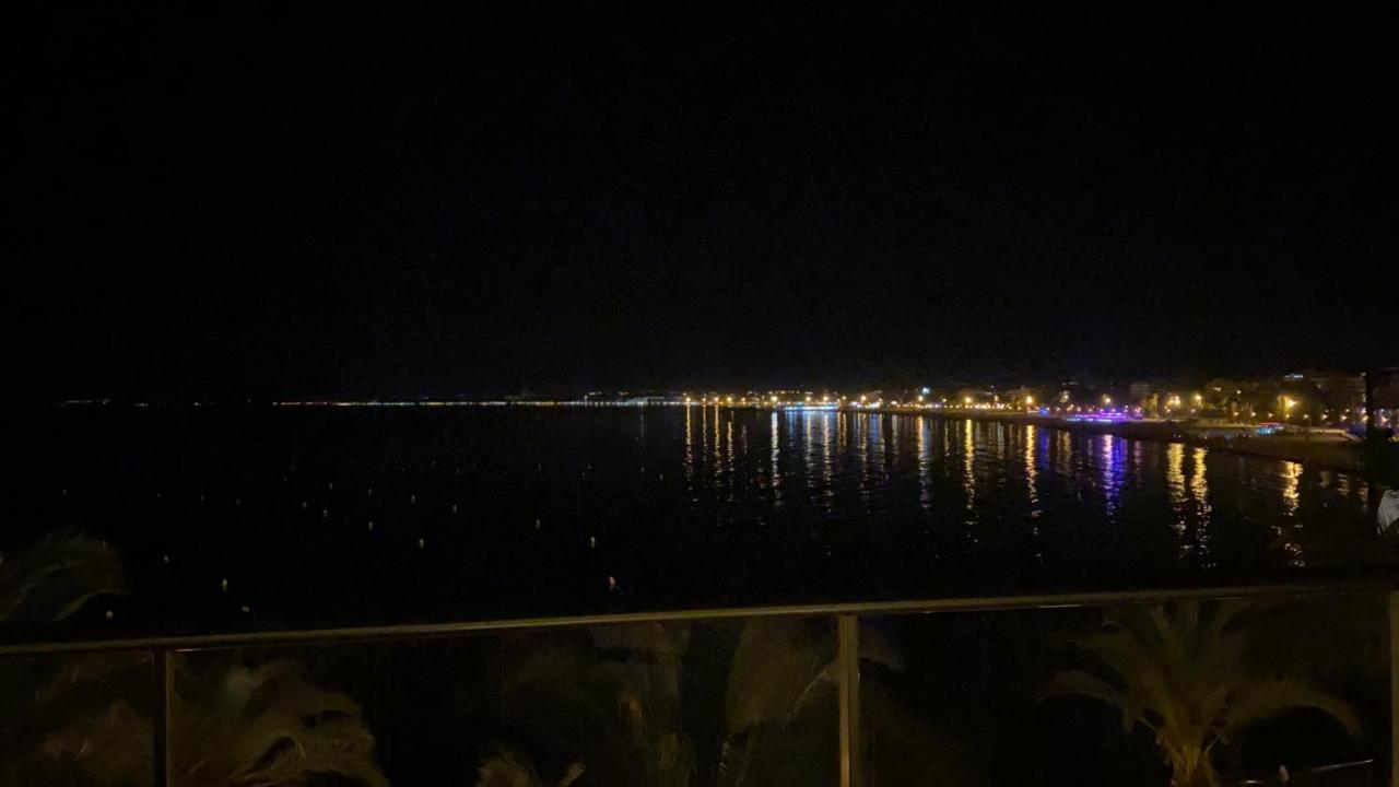 Apartamento Vista Mar Apartment *